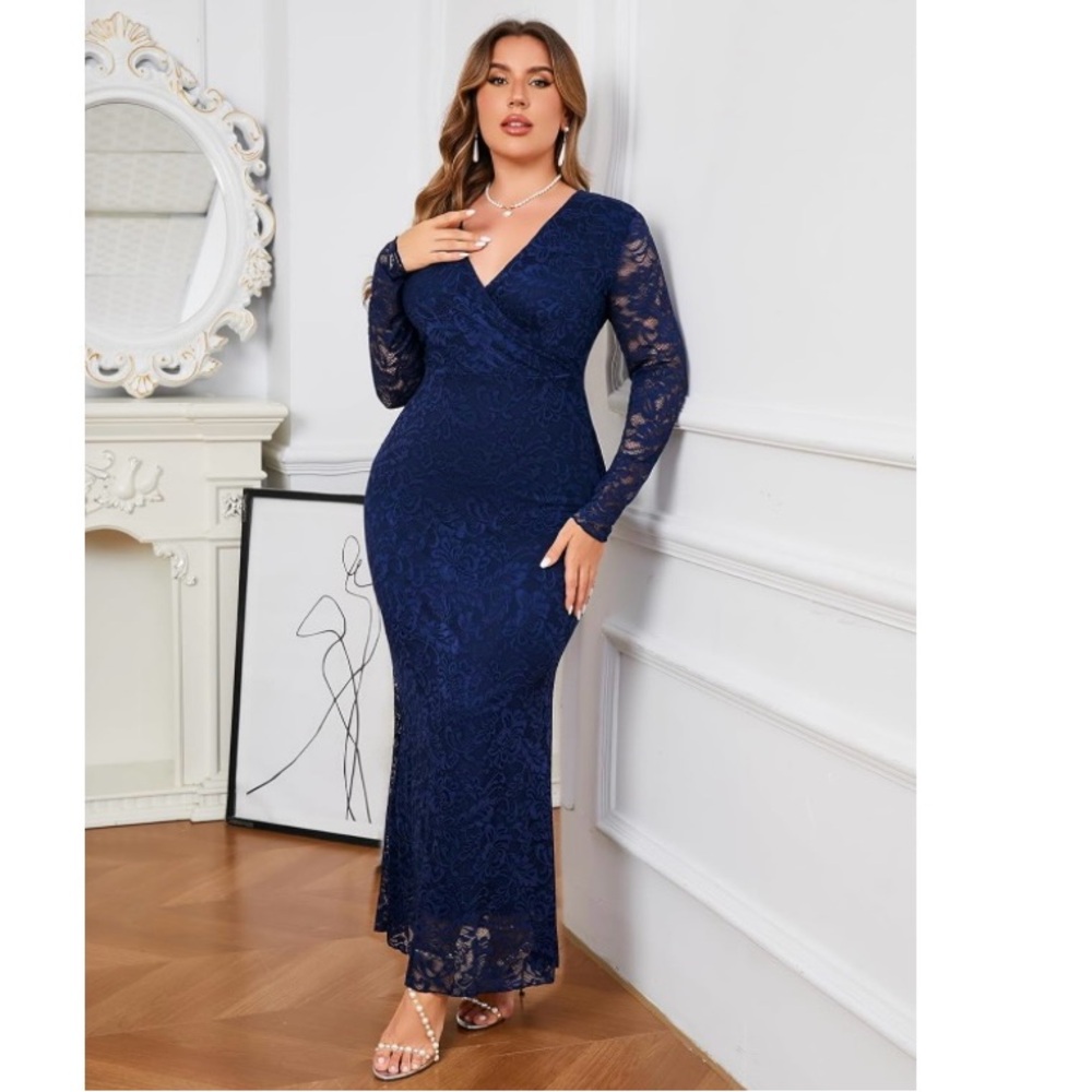 Chic Long Sleeve Navy Lace Dress